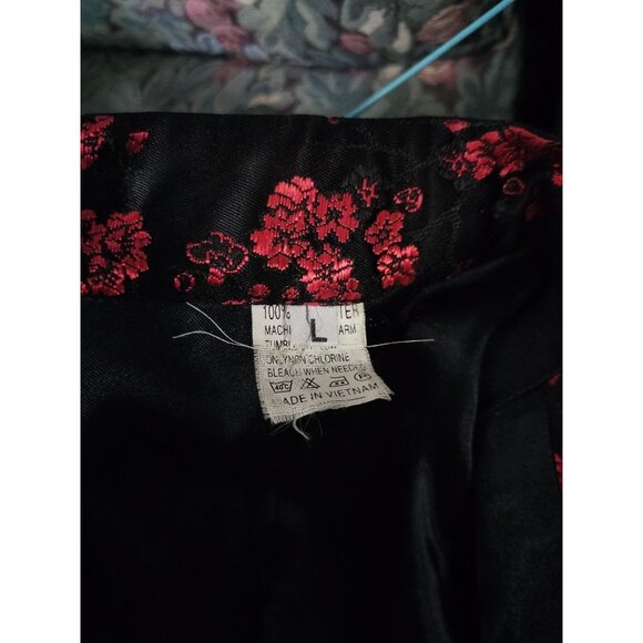 Vintage Asian-Inspired Black & Red Floral Satin Jacket With Frog Closures & Pock - Picture 8 of 8